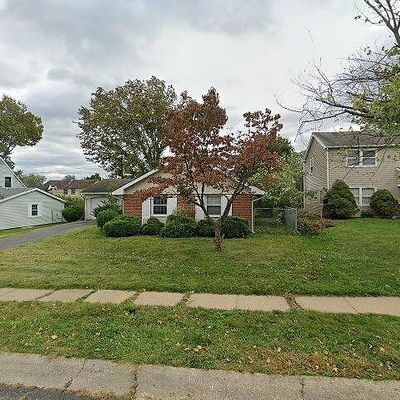 32 Medford Ln, Willingboro, NJ 08046