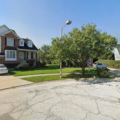 32 S Josephine Ct, Des Plaines, IL 60016