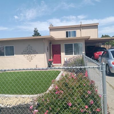 32 Wharf Dr, Pittsburg, CA 94565