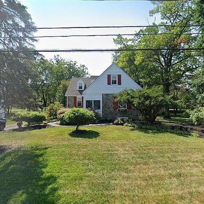 320 W 1 St Ave, Malvern, PA 19355