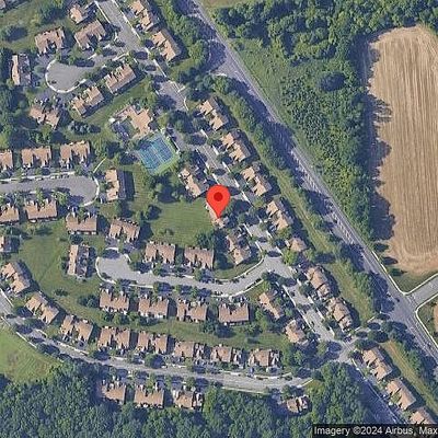 321 Birch Hollow Dr, Bordentown, NJ 08505