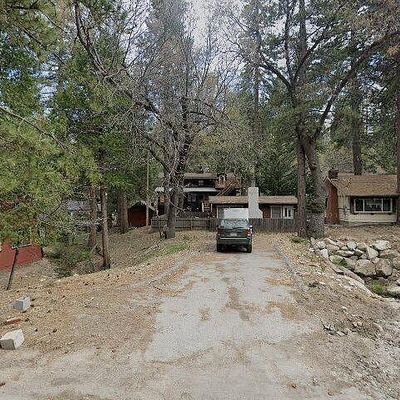 32146 Fern Dr, Running Springs, CA 92382