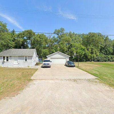 3215 2 Mile Rd, Bay City, MI 48706