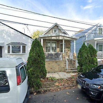 364 Myrtle St, Perth Amboy, NJ 08861