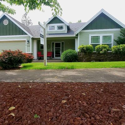 3649 10th St St, Hubbard, OR 97032