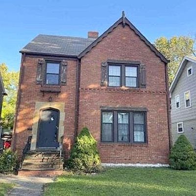 3649 Antisdale Ave, Cleveland Heights, OH 44118