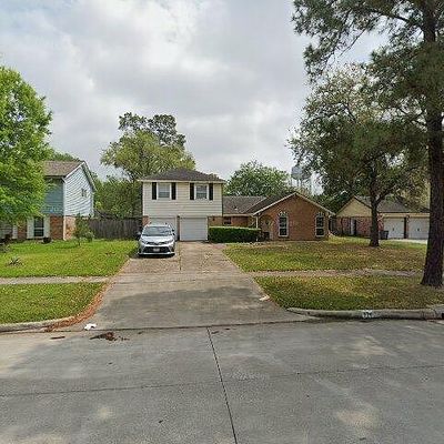 371 Freeport St, Houston, TX 77015