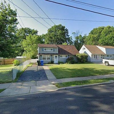 371 Prospect Ave, Avenel, NJ 07001