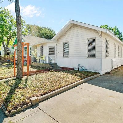 3715 Avenue Q, Galveston, TX 77550