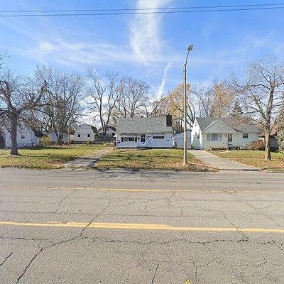 3716 S Pennsylvania Ave, Lansing, MI 48910