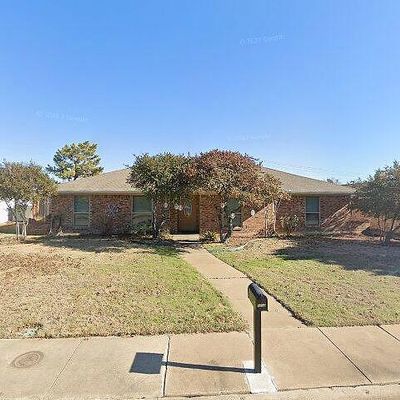 3718 Woodside Rd, Carrollton, TX 75007