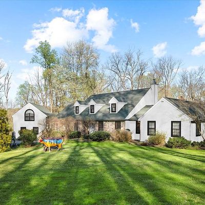 3720 Windy Bush Rd, New Hope, PA 18938