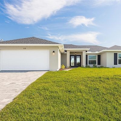 3728 Yucatan Pkwy, Cape Coral, FL 33993