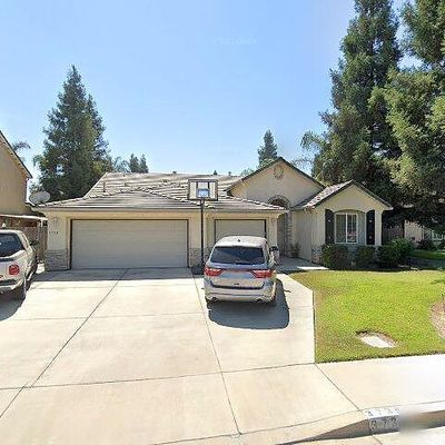 3735 E Cambridge Ct, Visalia, CA 93292