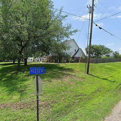 3747 Vz County Road 2144, Wills Point, TX 75169