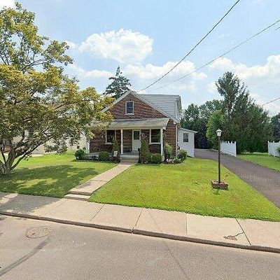 376 Erie Ave, Telford, PA 18969