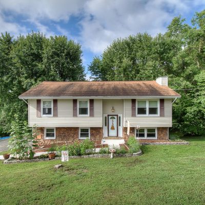 379 Wilcox Cir, Jonesborough, TN 37659