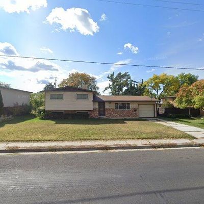 381 W 2300 N, Clearfield, UT 84015