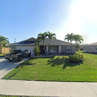 3813 Agualinda Blvd, Cape Coral, FL 33914