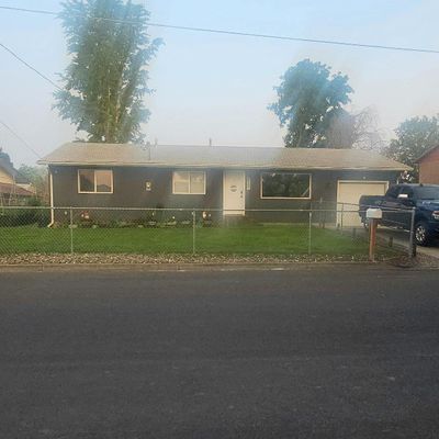 3814 15 Th St E, Lewiston, ID 83501