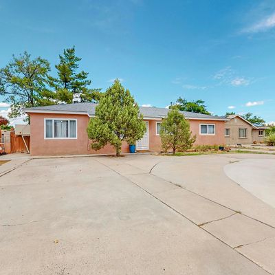 3815 Headingly Ave Ne, Albuquerque, NM 87110