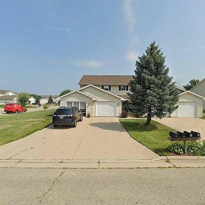 382 Chapin St, Columbus, WI 53925