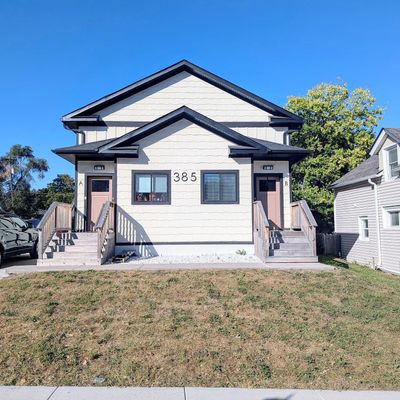 385 Clinton Ave, Saint Paul, MN 55107