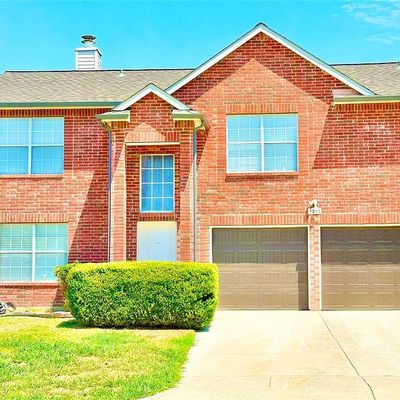 3851 Malibu Sun Dr, Fort Worth, TX 76137