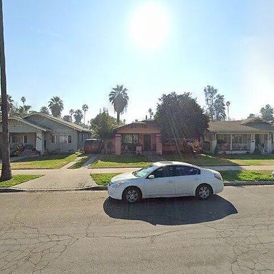 3852 E Kerckhoff Ave, Fresno, CA 93702