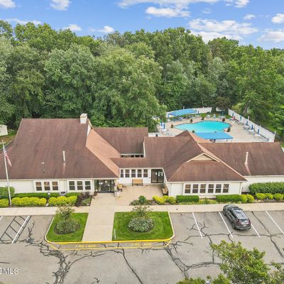 386 Bayberry Ct, Englishtown, NJ 07726