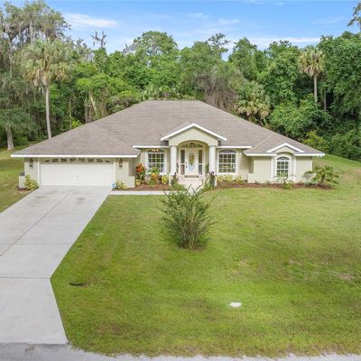 386 Sequoia Dr, Ocklawaha, FL 32179