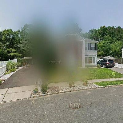 39 Brewster Cir, Old Bridge, NJ 08857