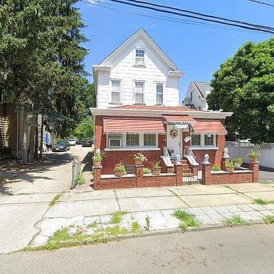 39 Grand St, Garfield, NJ 07026