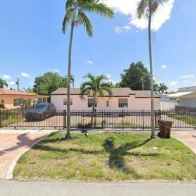 390 W 48 Th St, Hialeah, FL 33012