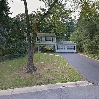 3902 Wakefield Ln, Bowie, MD 20715