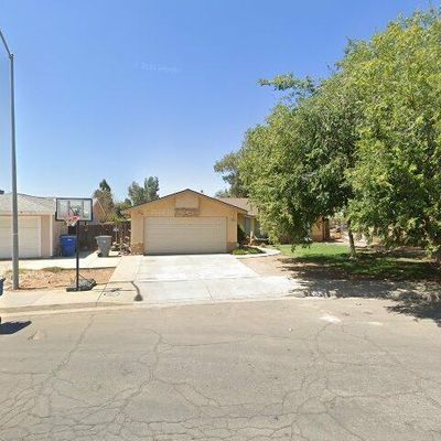 3909 N State St, Fresno, CA 93722