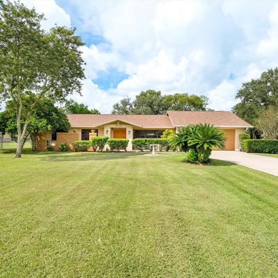 3909 Florida Ranch Blvd, Zephyrhills, FL 33541