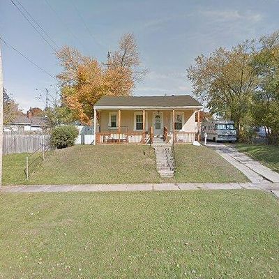 3917 Red Arrow Rd, Flint, MI 48507