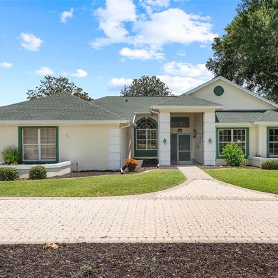 39206 Treeline Dr, Lady Lake, FL 32159