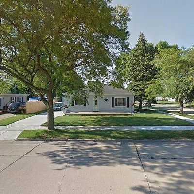 3925 17 Th St, Racine, WI 53405