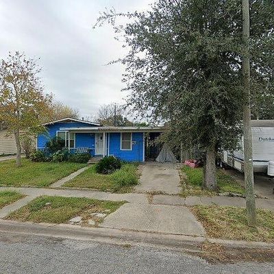 3925 Barnes St, Corpus Christi, TX 78415