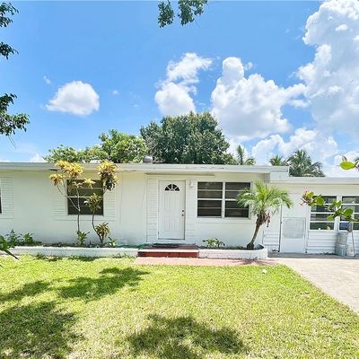 3926 Seminole Ave, Fort Myers, FL 33916