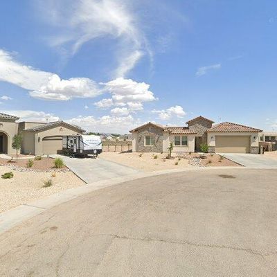 393 Sultan Ct, Las Cruces, NM 88007