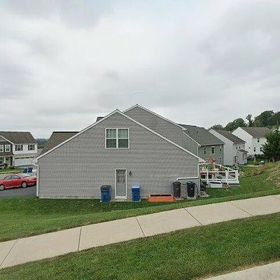 3950 Archer Ln, Columbia, PA 17512