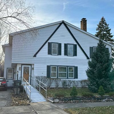 346 Dalton Ave, Mundelein, IL 60060