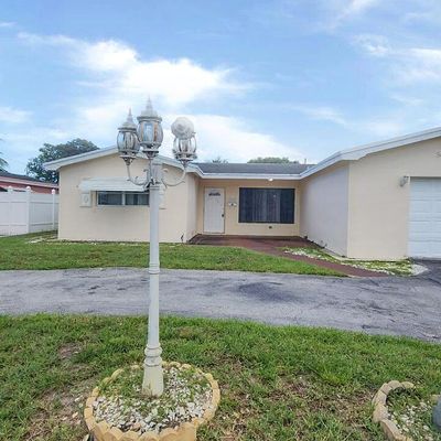 3498 Nw 32 Nd Ct, Lauderdale Lakes, FL 33309