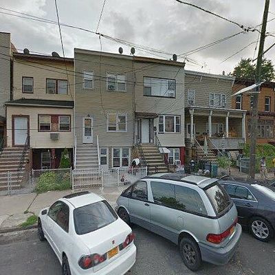 35 Pearsall Ave, Jersey City, NJ 07305