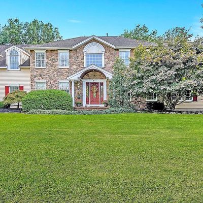 35 Parkview Rd, Cranbury, NJ 08512