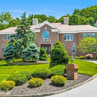 35 Parkwood Ln, Basking Ridge, NJ 07920