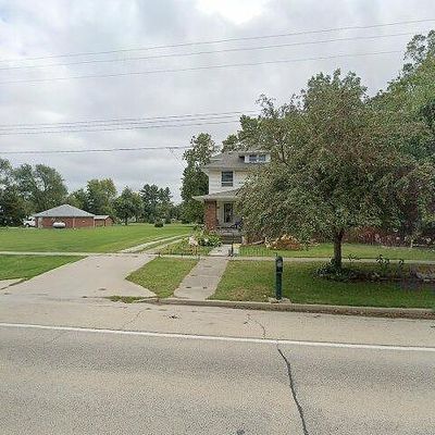 350 W Penn Ave, Roseville, IL 61473